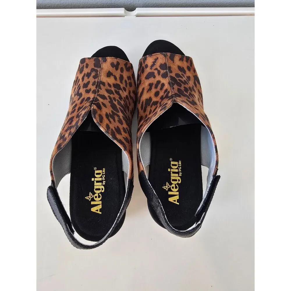 Alegria Leopard Print Slingback Wedge Comfort Sandals Womens 9.5 Slip Resistant